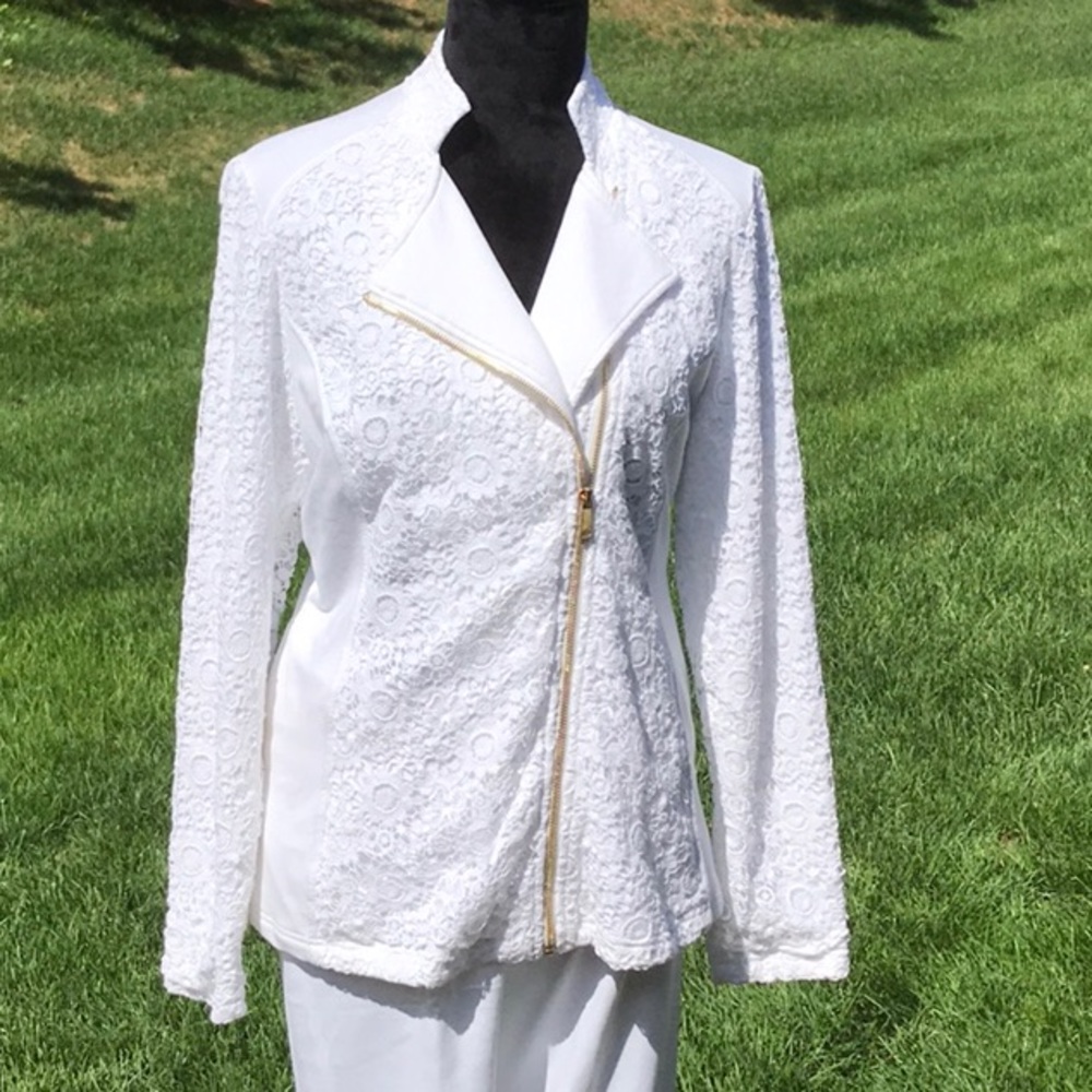 ‼️SOLD‼️NEW Boston Proper Lace Asymmetrical Set - Picture 5 of 8